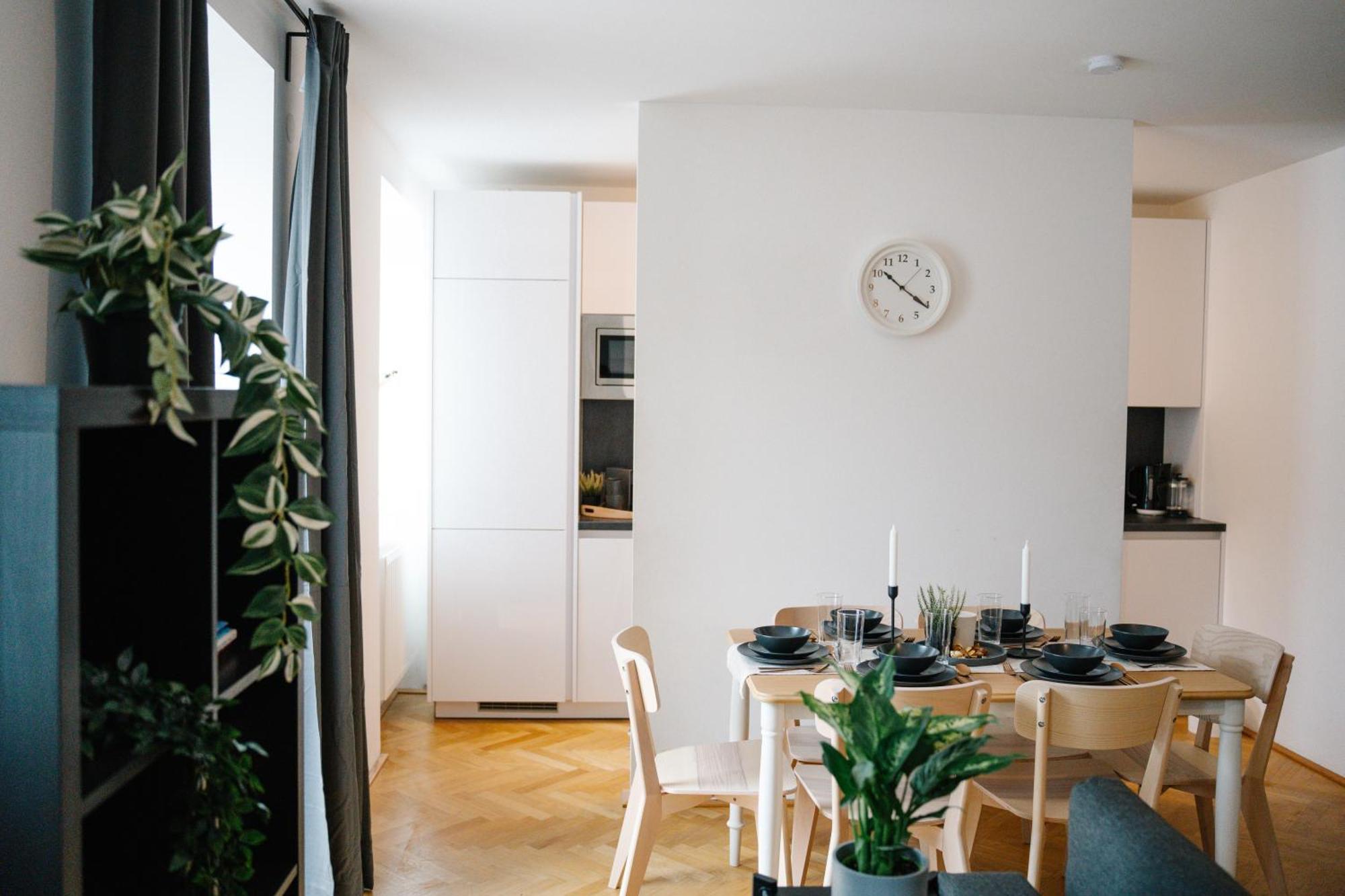 110Qm, 4 Bedrooms, Near Schoenbrunn - Axara Housing Osw 33 Vienna Esterno foto